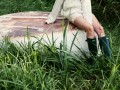 83 GIRL AND THE BOAT