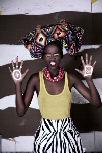 40 GRACE JONES ADORATION STUDIO