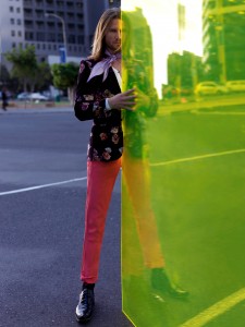 83 Perspex GQ
